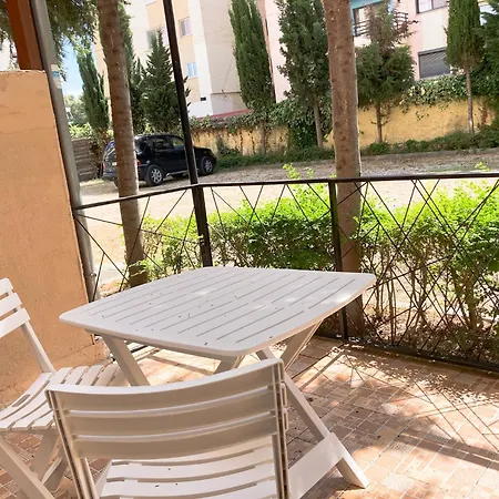 By The Sea - Hbs Appartement Golem (Tirana)