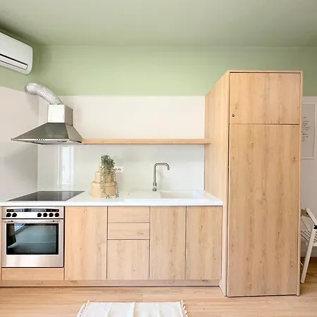 Apartment By The Sea - Hbs