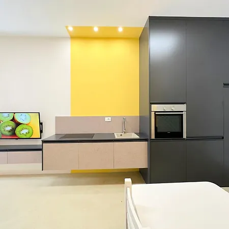 By The Sea - Hbs Apartman Golem