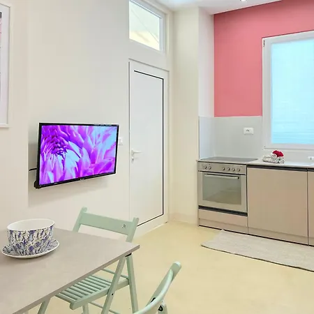 By The Sea - Hbs Apartman