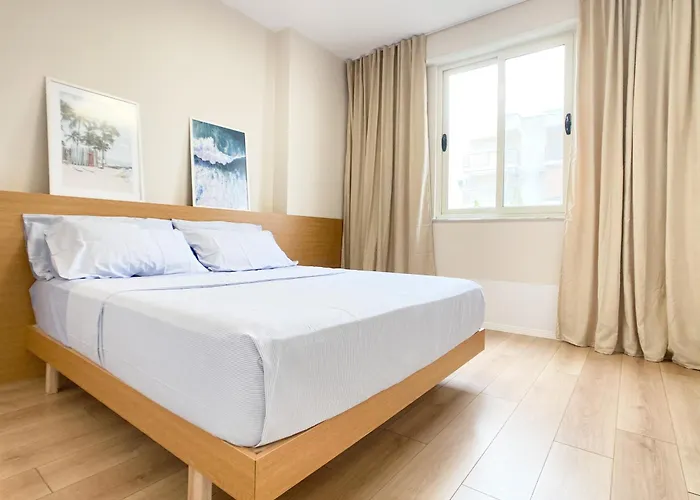 By The Sea - Hbs * Golem (Tirana)