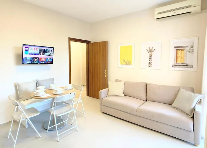 By The Sea - Hbs Appartement Golem (Tirana)